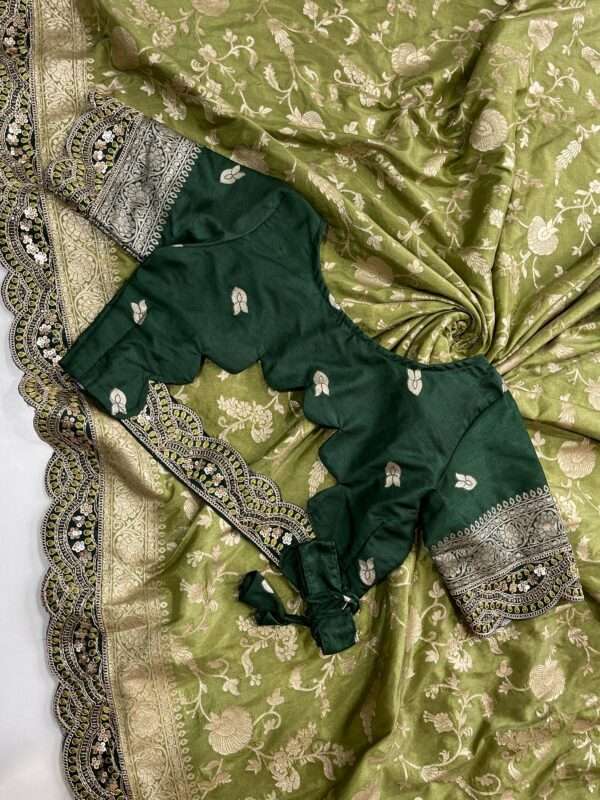 Pure Banarasi Pattu Saree - Image 4